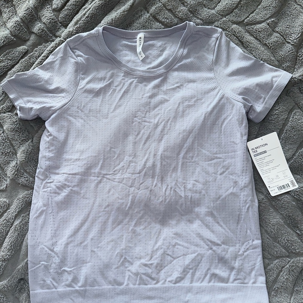 Athleta in motion tee.